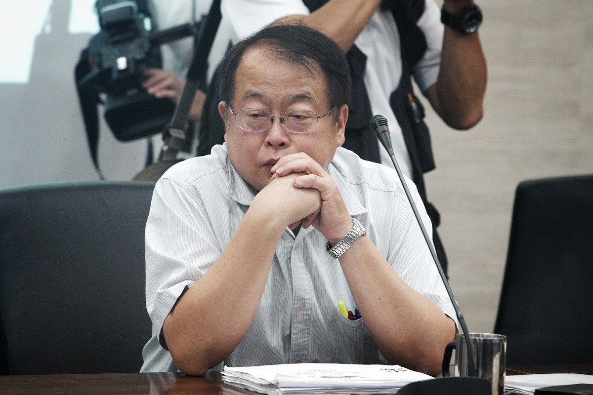 北農總經理吳音寧出席北市府農漁市產改建案雙首長會議。圖為市場處長許玄謀。 圖：張良一/攝