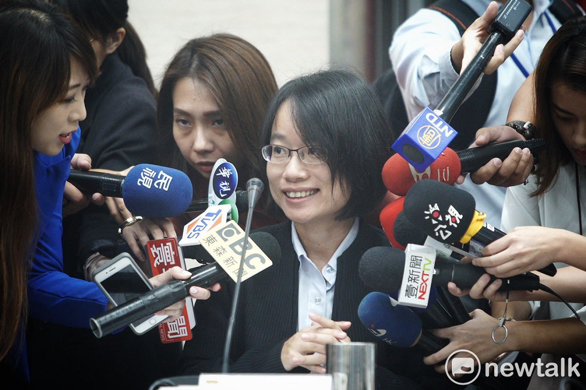 北農總經理吳音寧出席北市府農漁市產改建案雙首長會議。 圖：張良一/攝