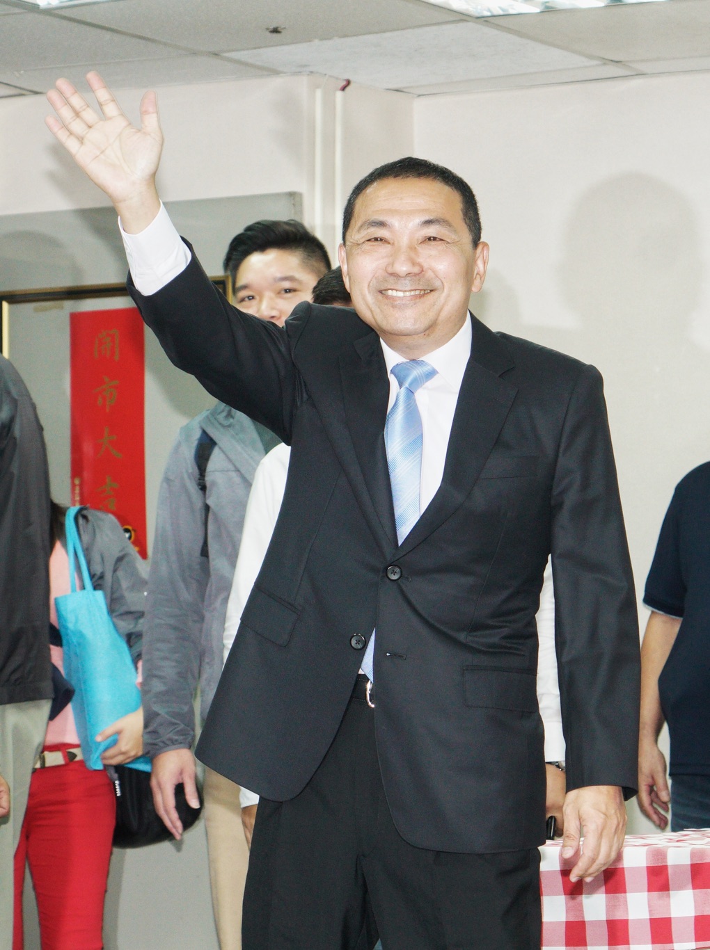 國民黨新北市長候選人侯友宜出席新北市長選舉電視辯論會。 圖：張良一/攝
