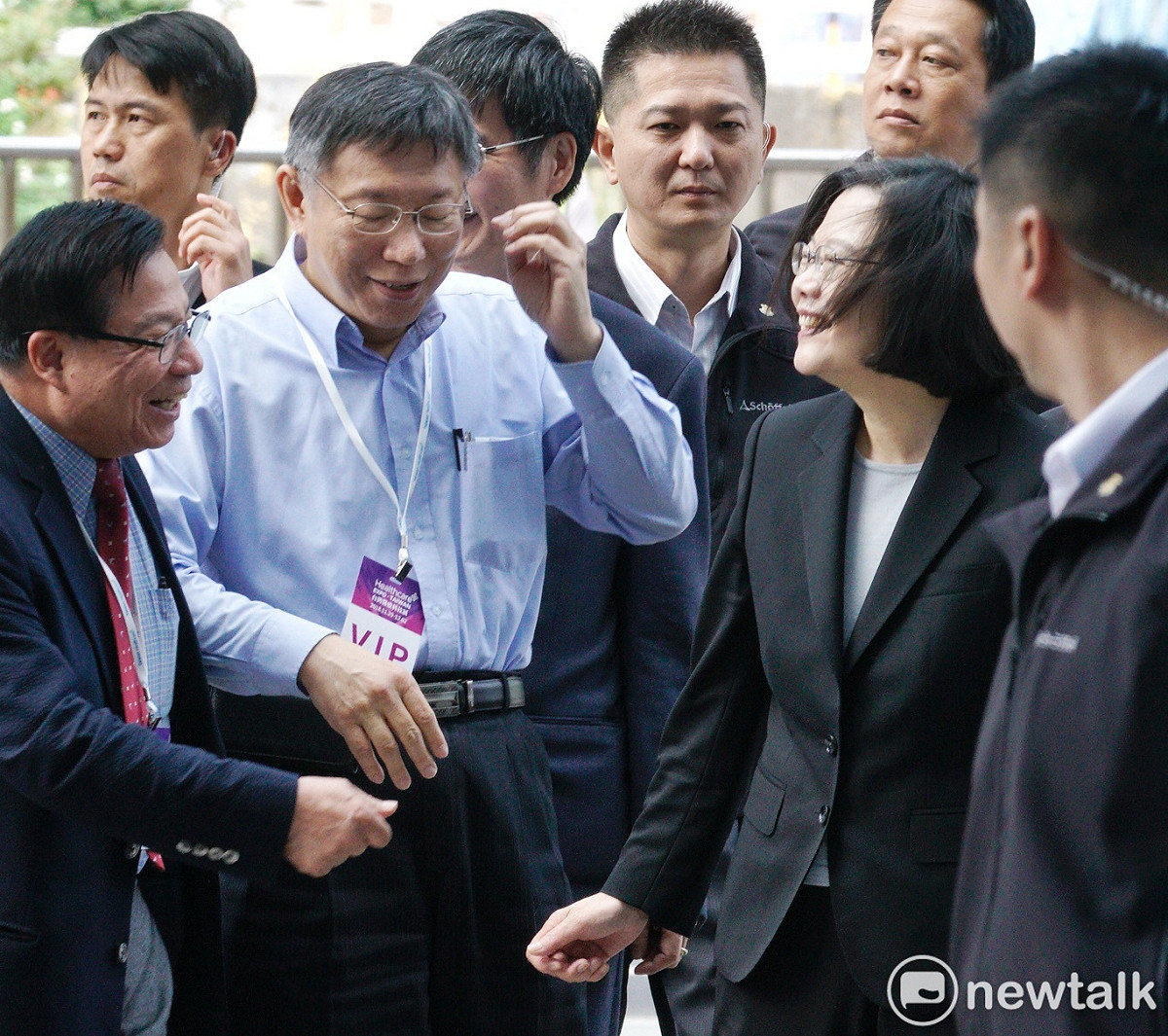 九合一大選後，總統蔡英文首度跟台北市長柯文哲在活動中同台。 圖：張良一 / 攝