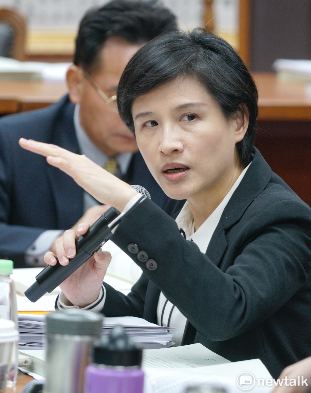 文化部長鄭麗君在立法院教育及文化委員會備詢。 圖：張良一/攝
