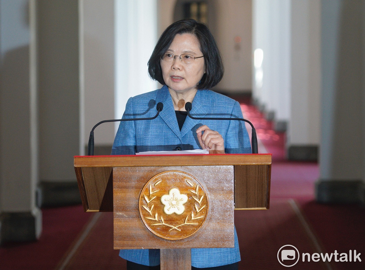 蔡英文總統迴廊談話。 資料照片：張良一/攝
