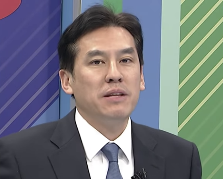 資深媒體人黃暐瀚表示，想在1月11日，雙殺韓流，這是辦不到的事情。 圖：翻攝自《新聞深喉嚨》