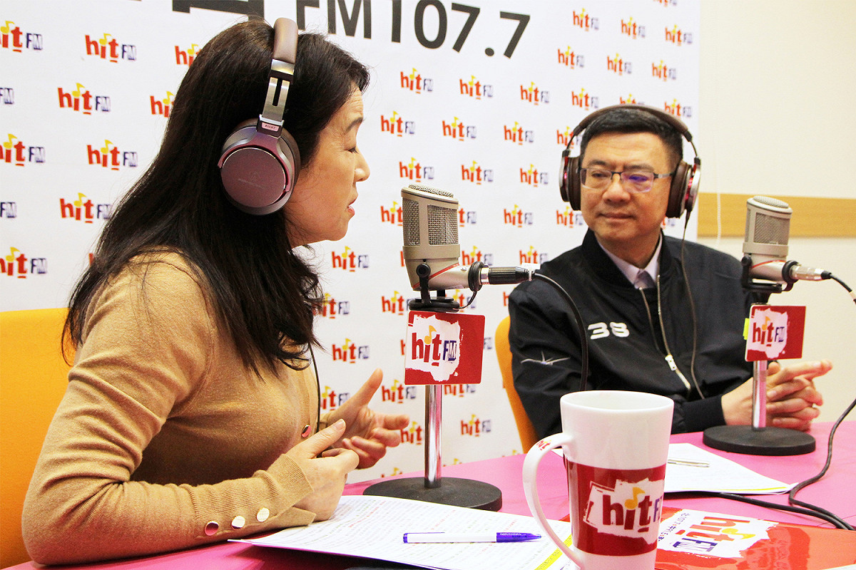 卓榮泰接受廣播節目訪問，表示可能延後黨內協調時程。 圖：Hit Fm 周玉蔻嗆新聞/提供