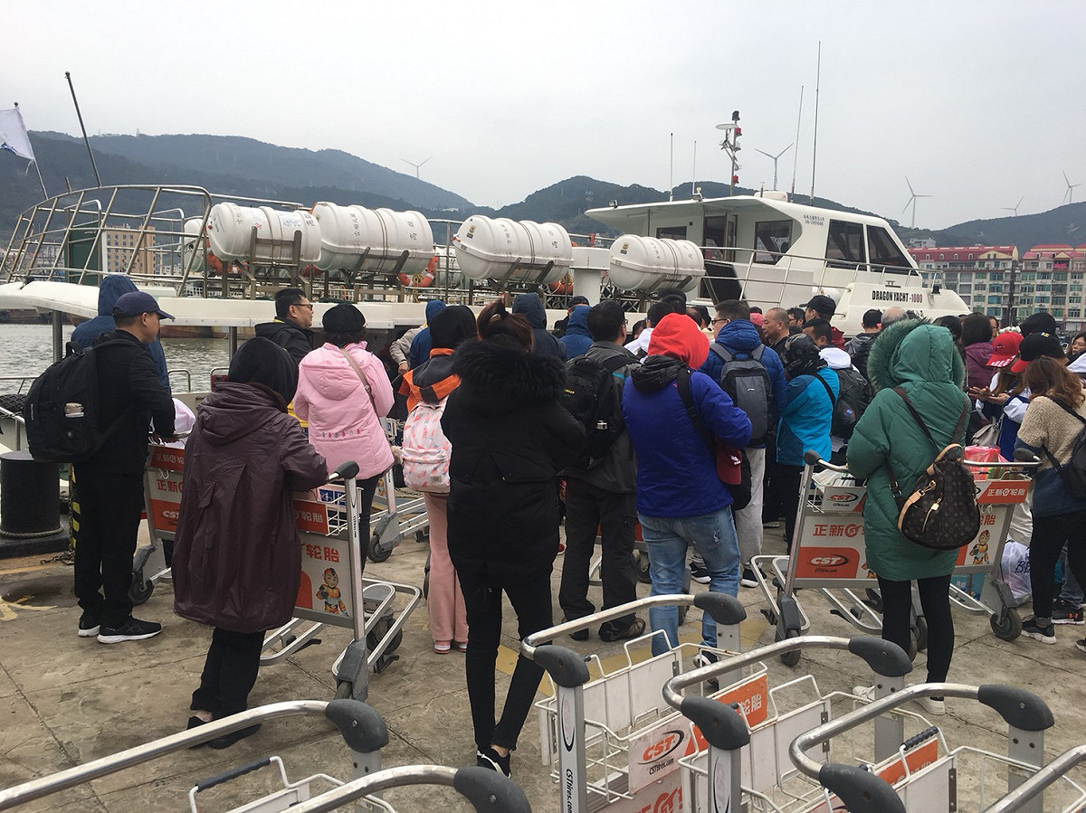 中國大陸繼8月1日停發赴台自由行通行證後，再傳9月1日喊卡兩岸小三通。圖為福州黃岐港小三通轉運站。 圖：張正霖攝(資料畫面)