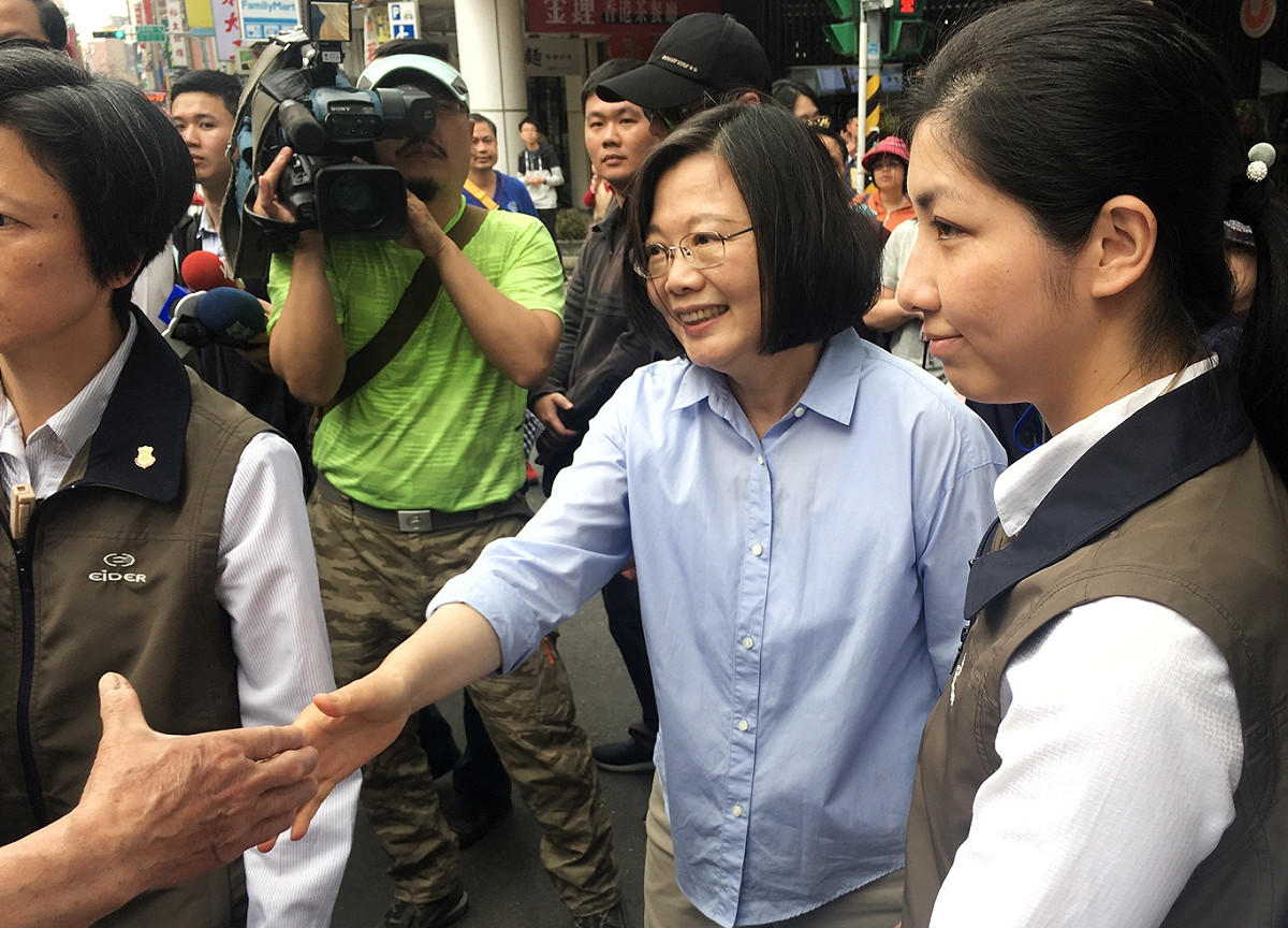 總統蔡英文參訪「一日臺灣：島嶼物產市集」。 圖：張良一/攝