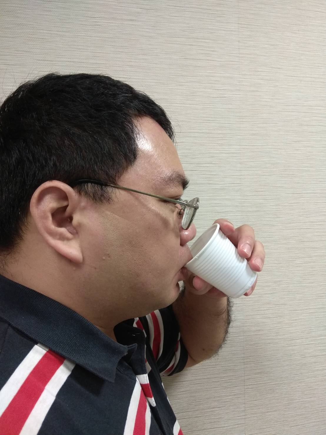 市面上含糖飲料，不但會讓人越喝越渴，而且更與肥胖、代謝症候群、心血管疾病相關。 圖：安南醫院/提供