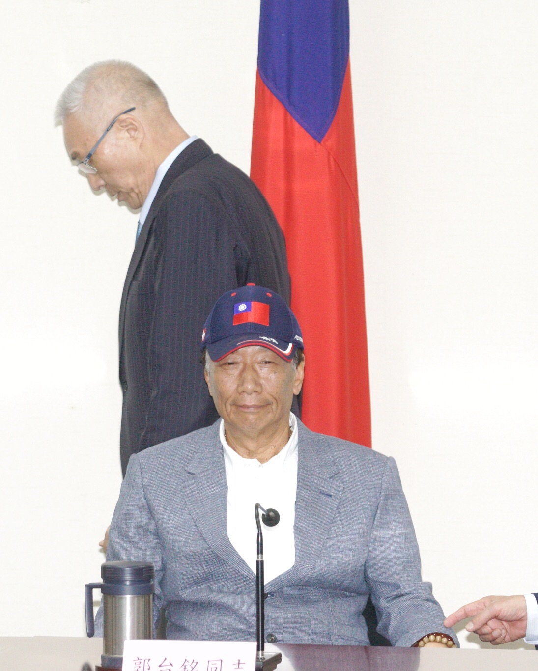鴻海董事長郭台銘17日正式表態願參加國民黨總統提名黨內初選，等同宣布競逐2020總統大位。從過去新聞的蛛絲馬跡，有人質疑：郭台銘參選是不是「早就編寫好的劇本」。 圖：張良一／攝（資料照片）