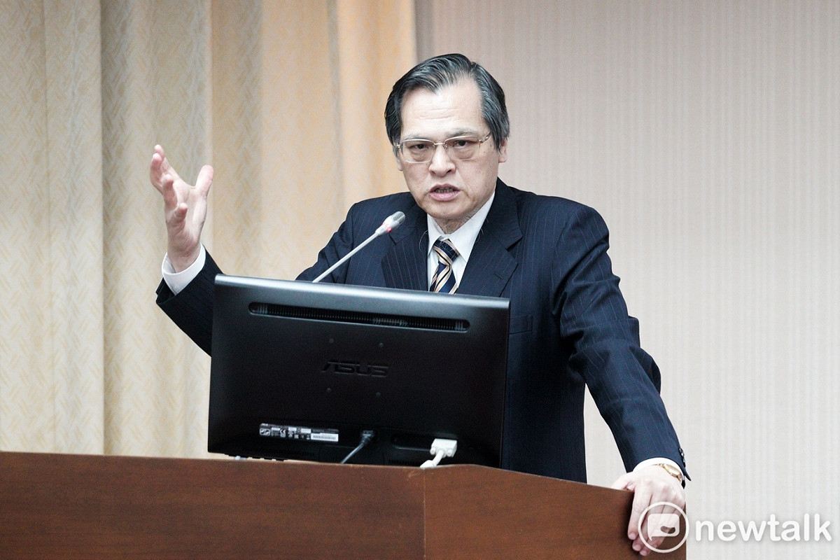 陸委會主委陳明通在立院內政委員會備詢。 圖：張良一/攝