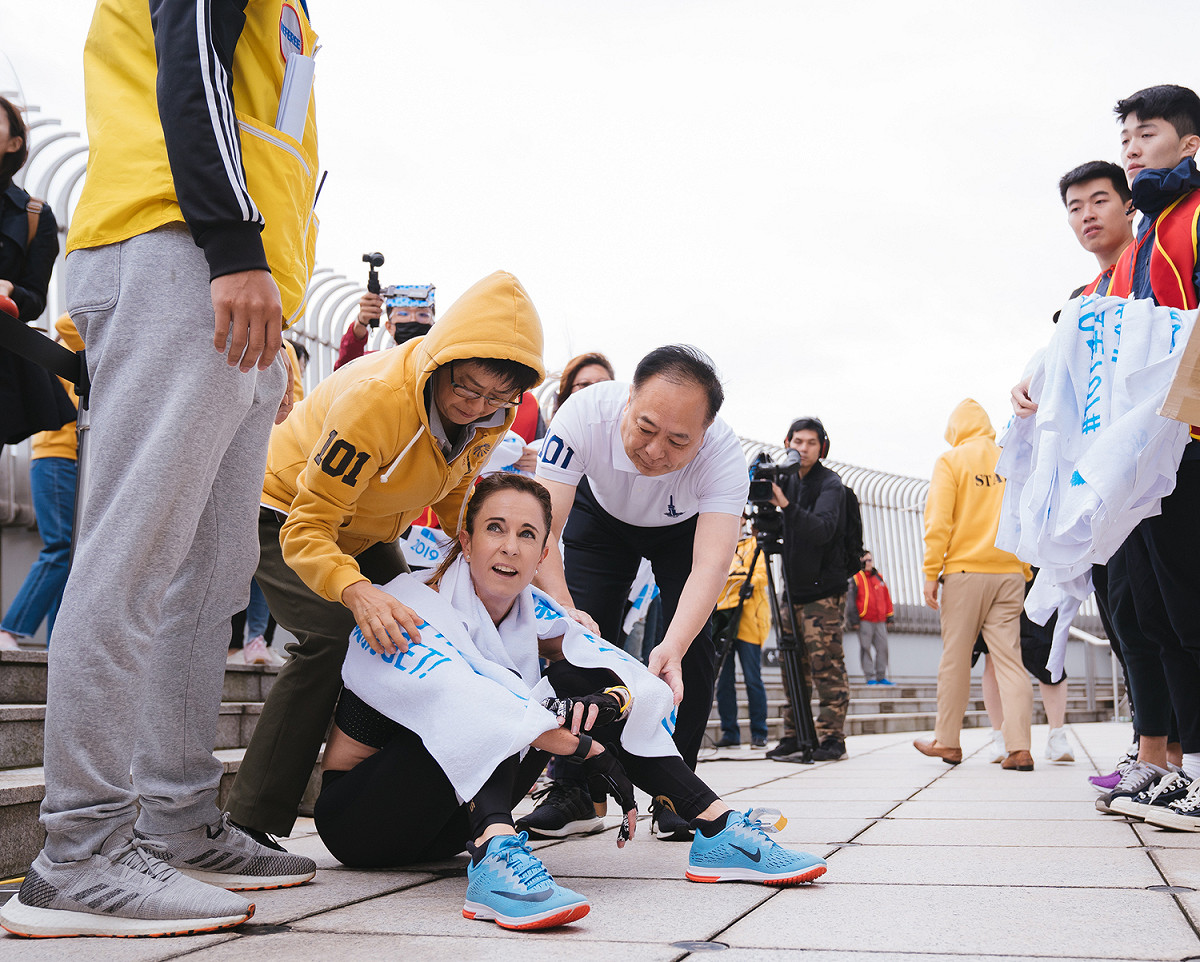 女子組由澳洲選手SUZANNE WALSHAM以13’13”0勇奪第一 圖：台北101/提供