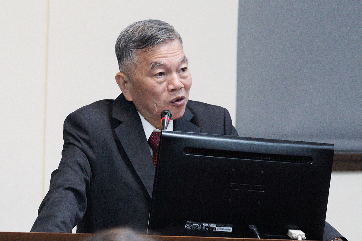 經濟部長沈榮津對台灣智慧製造頗有想法，財訊傳媒董事長謝金河也提醒，這波回流資金往哪裡去，將左右台灣未來十年二十年產業發展。 圖：張良一/攝