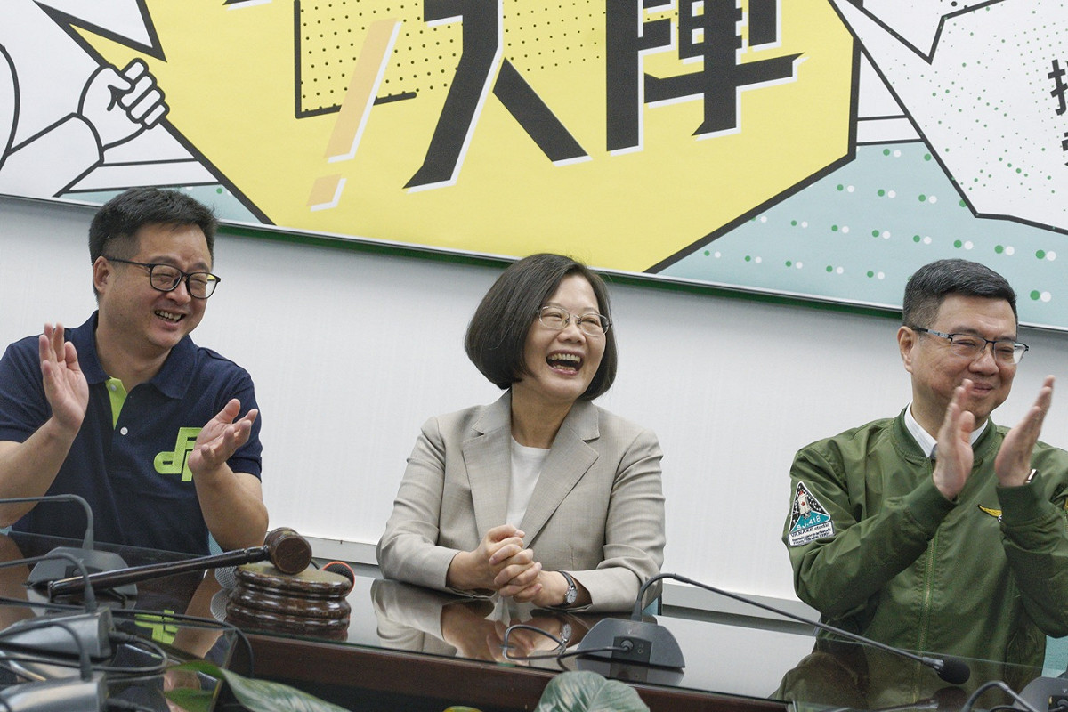 民進黨總統參選人蔡英文出席「2019青年入陣-民主新星研習營」成果發表會。 圖：張良一/攝