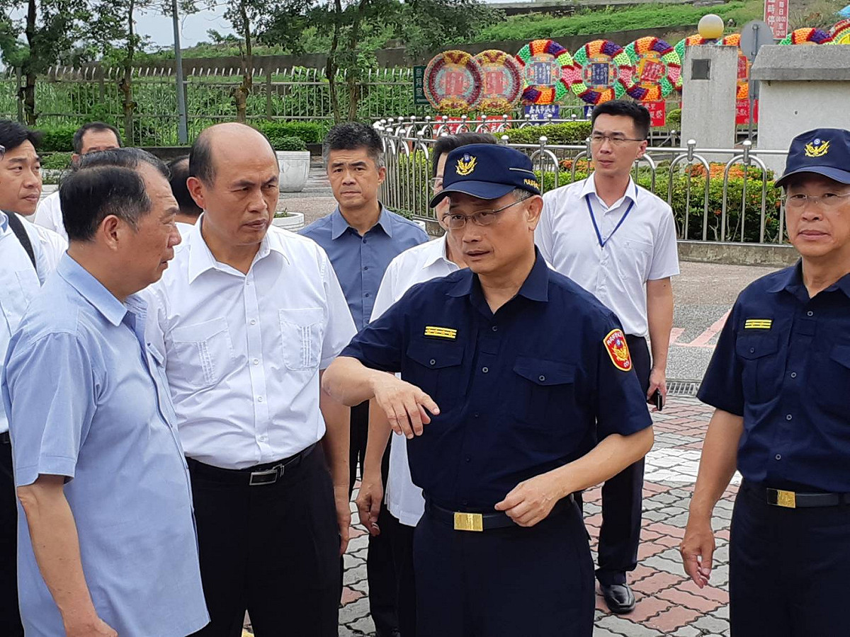 台鐵員警李承翰因公殉職，同事、長官表示不捨。 圖：蔡坤龍/攝