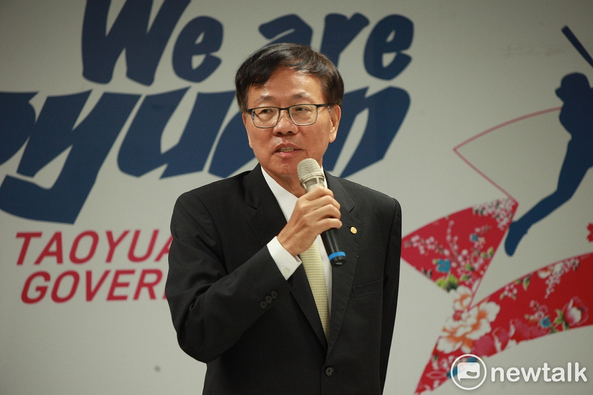 長榮航空與桃園空服員職業工會簽署團體協約。長榮航空董事長林寶水親自出席記者會。 圖：林昀真/攝