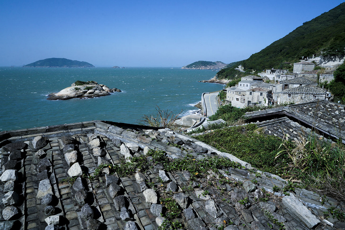 國旅補助下半年會再度啟動，內容會跟上次有些不同，目前確定團客部分會比過去更優惠。圖為馬祖北竿芹壁村。 圖：張良一/攝