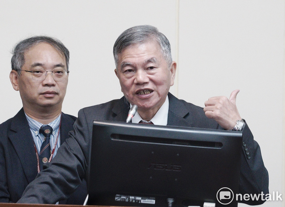 經濟部長沈榮津在立院經濟委員會備詢。 圖：張良一/攝