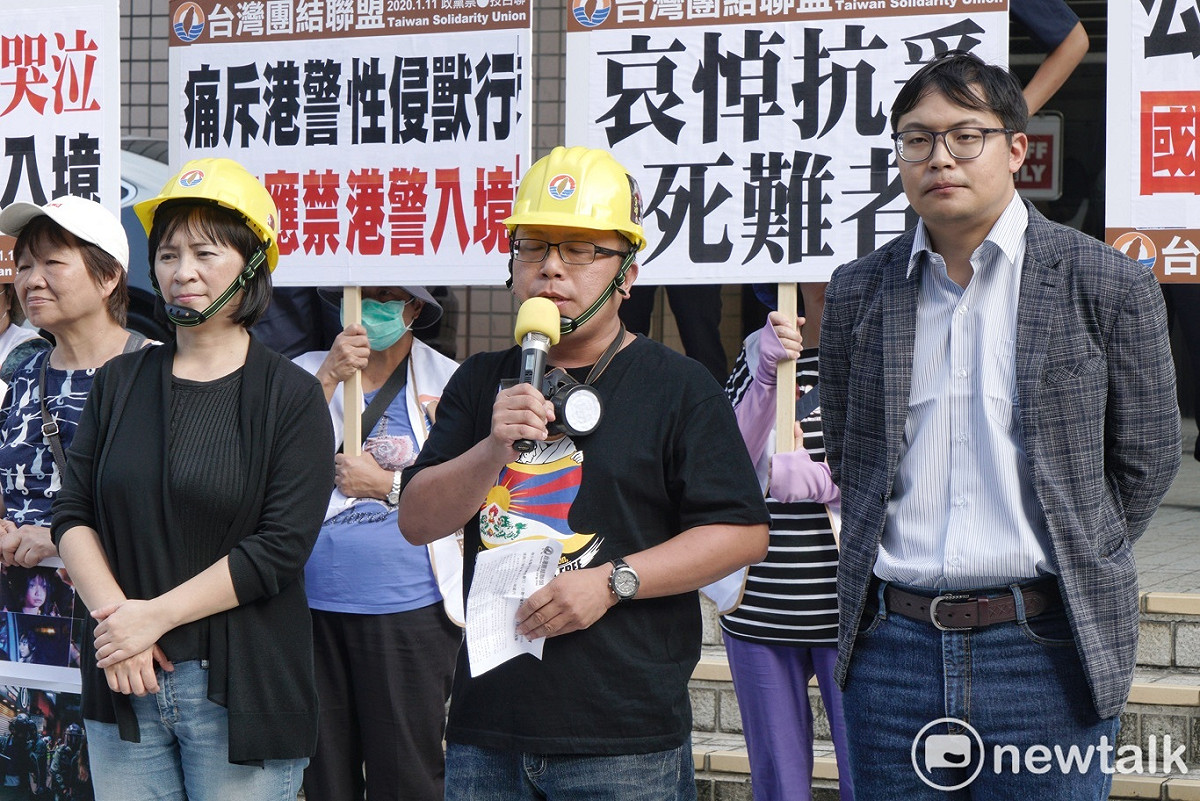 香港反送中抗爭團體，控訴多位被逮捕的年輕女性與男性，遭到港警性侵、性暴力凌虐。 圖：張良一/攝