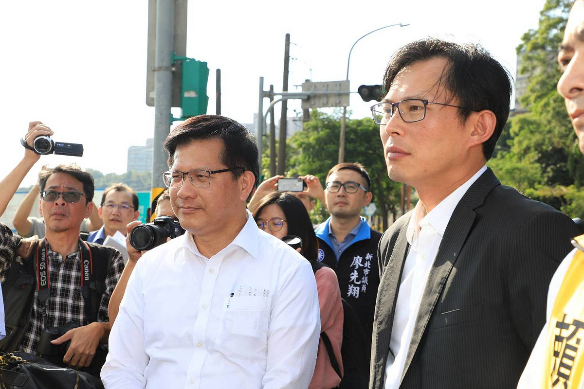 交通部長林佳龍視察國道1號汐止路段交通運轉情形 圖：交通部高公局/提供
