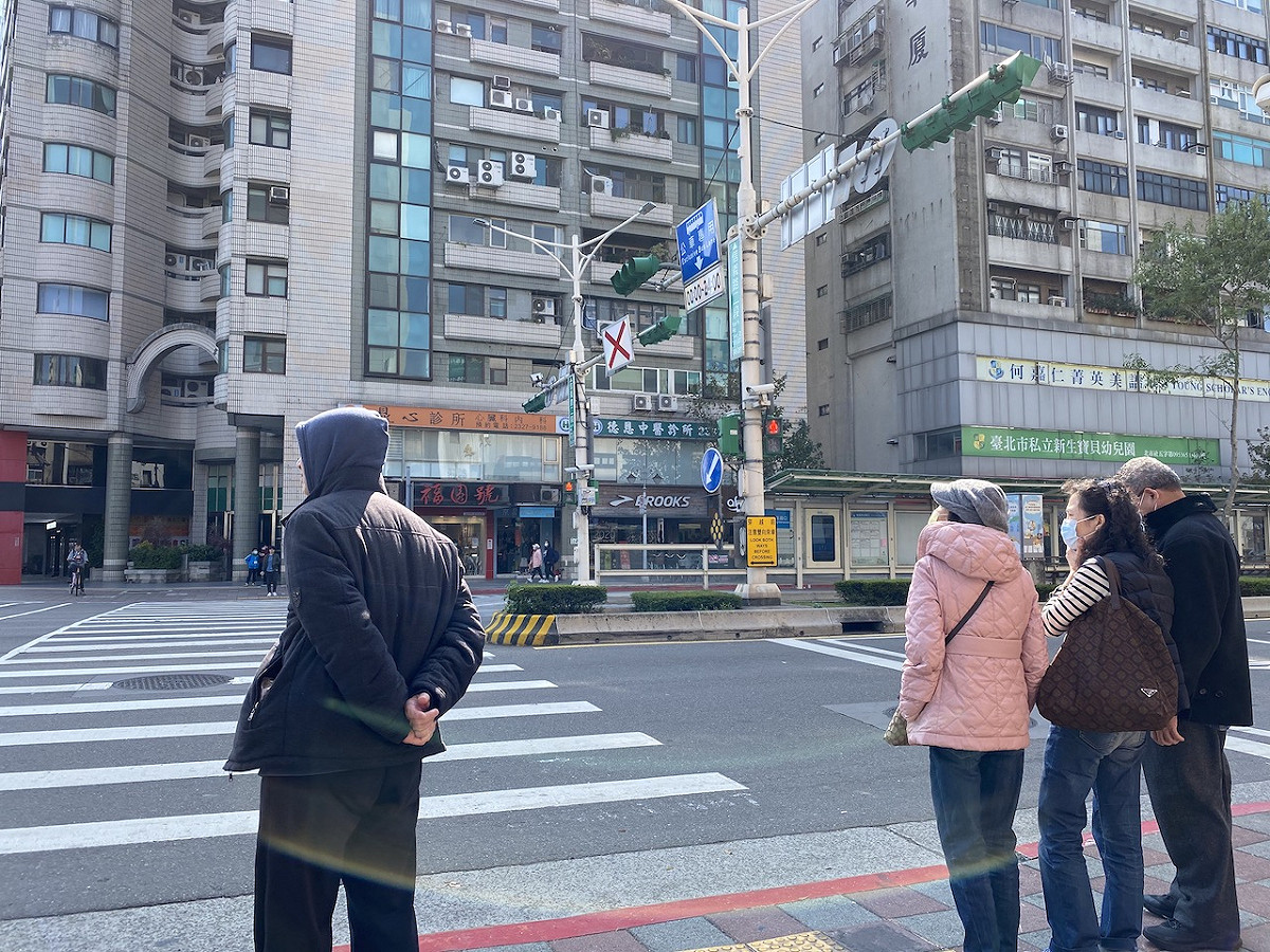 今（26）日東北季風減弱，氣溫稍回升 圖：閻芝霖/攝