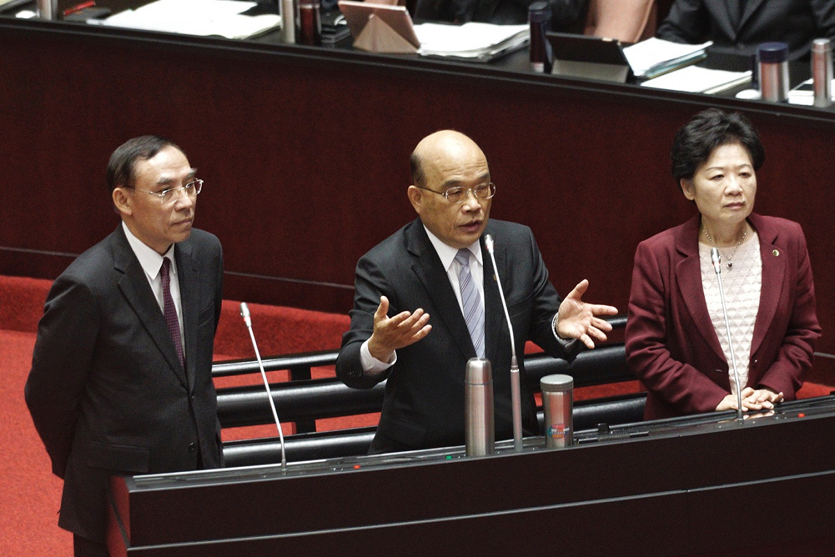 行政院長蘇貞昌、法務部長蔡清祥等在立院院會備詢。 圖：張良一/攝