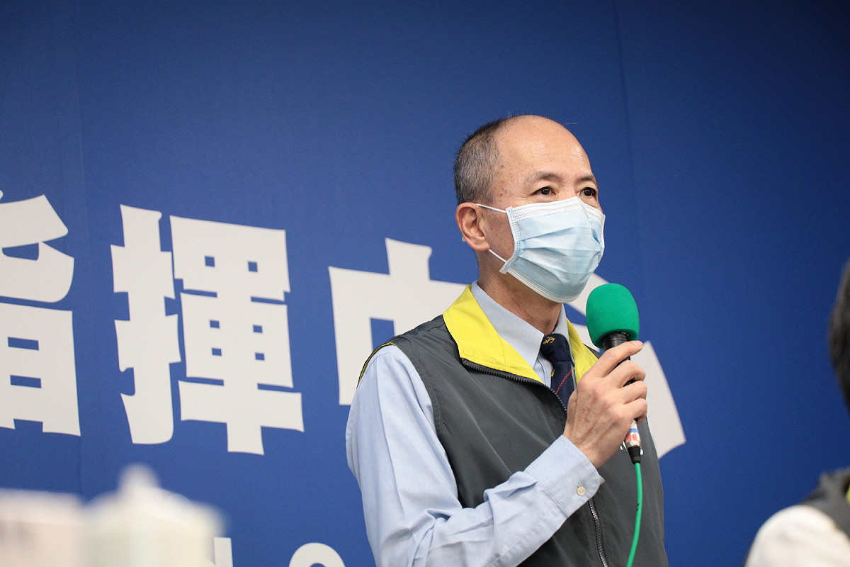 國防部海軍司令部副司令中將梅家樹 圖：中央流行疫情指揮中心/提供