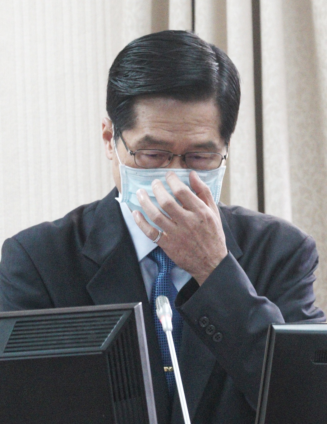 國防部長嚴德發在立院外交及國防委員會備詢。 圖：張良一/攝