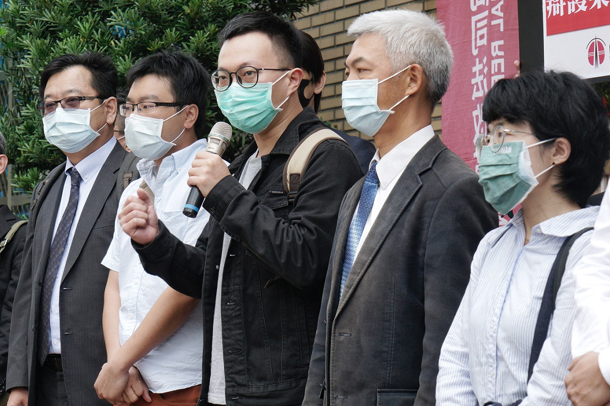 台灣高等法院刑事庭27日就「323佔領行政院」進行二審宣判，除維持一審有罪，另將「煽惑他人犯罪」部份無罪改有罪，義務律師團對此表達遺憾與失望。 圖：張良一/攝（資料照）