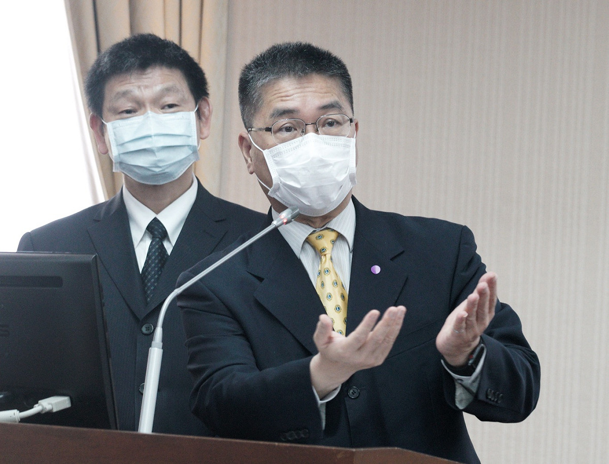 內政部長徐國勇、消防署長陳文龍今天在立院內政委員會備詢。 圖：張良一/攝
