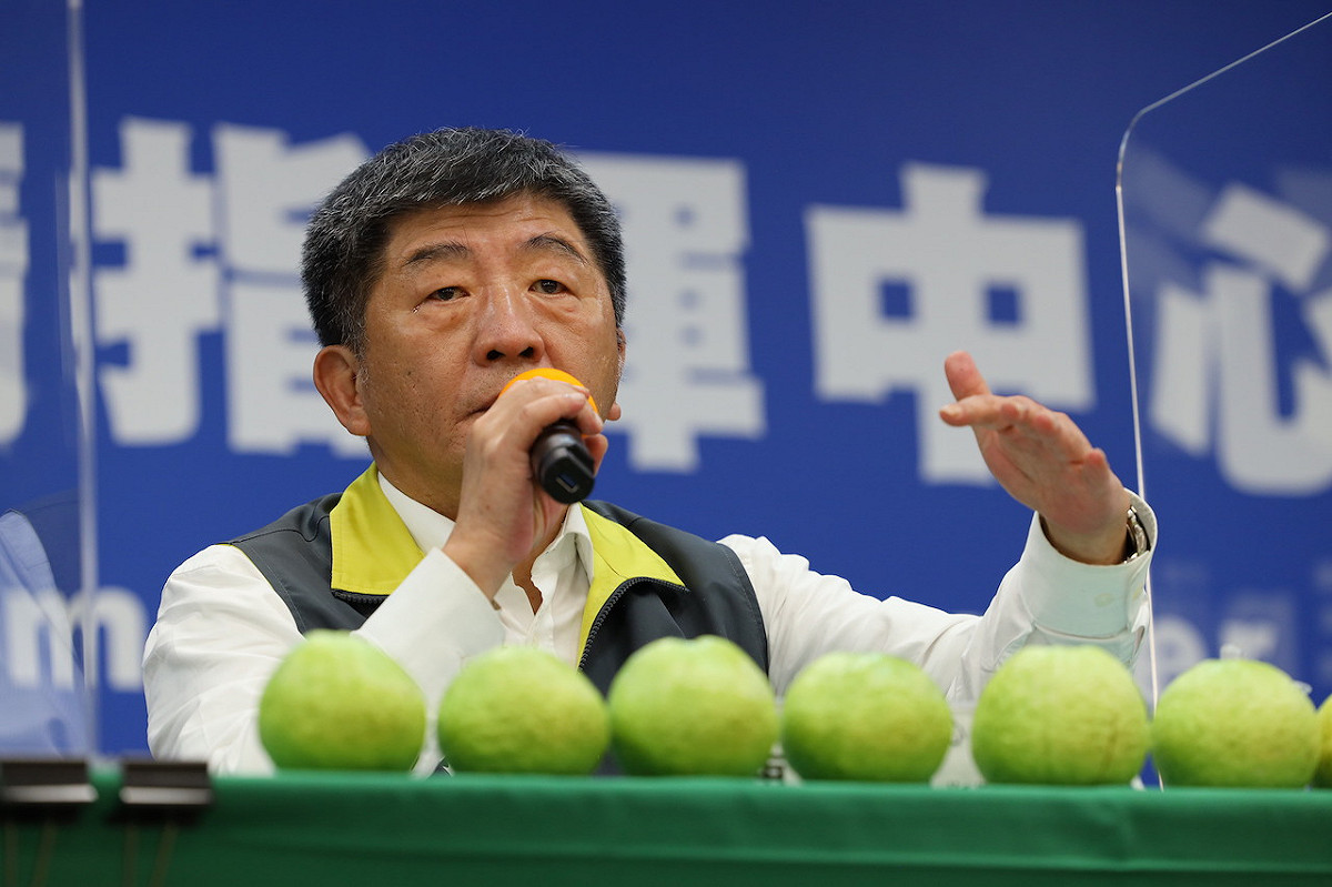 衛福部長、中央流行疫情指揮中心指揮官陳時中獲閣揆蘇貞昌留任。 圖：中央流行疫情指揮中心/提供