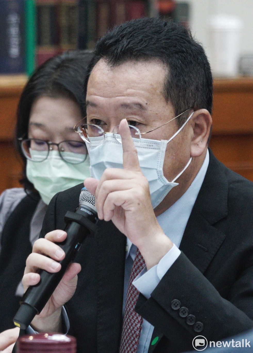金管會主委顧立雄今（18）天列席立法院財政委員會法案審查。 圖：張良一/攝