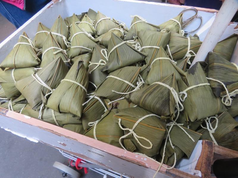行政院盤點各通路，今年約有73%粽子價格較去年上漲（資料照）。 圖：新北市衛生局提供