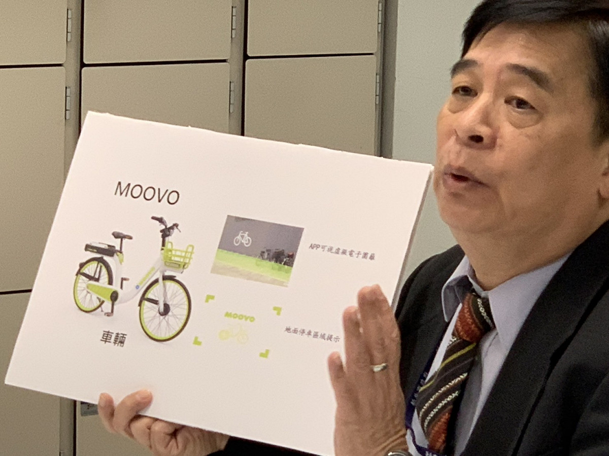 新北市交通局長鍾鳴時表示，YouBike1.0與2.0雖系統不相容，但YouBike不會停，雙北會再持續研討對策。 圖：新北市交通局/提供
