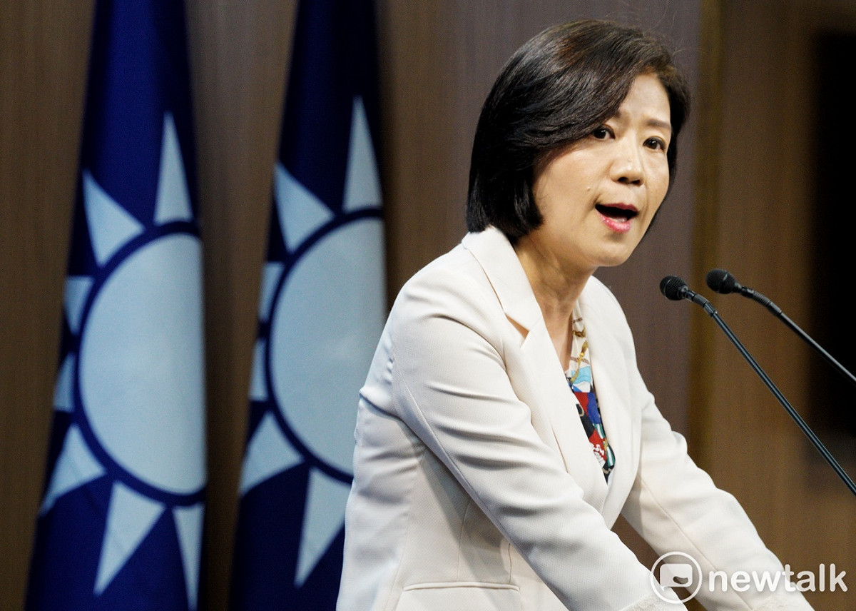 國民黨文傳會主委王育敏舉行記者會，宣布不以政黨形式參加今年在中國廈門舉行的海峽論壇。 圖：張良一/攝（資料照）