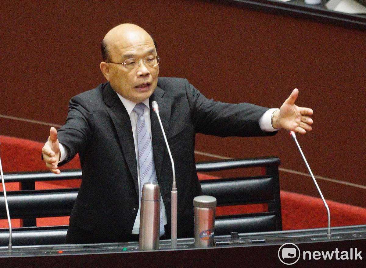 行政院長蘇貞昌到立法院院會，就開放美萊豬進口進行專案報告並備質詢。 圖：張良一／攝