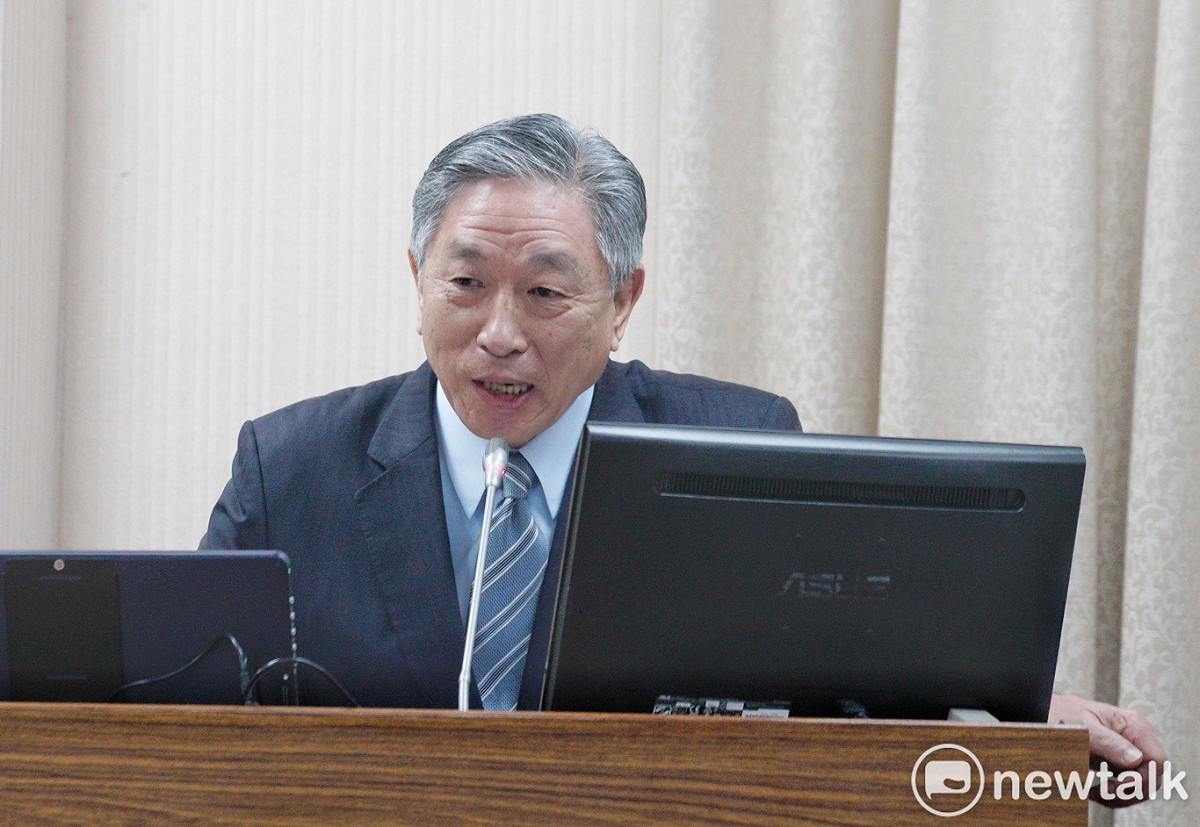 外交部政務次長田中光在立院外交及國防委員會備詢。 圖：張良一/攝