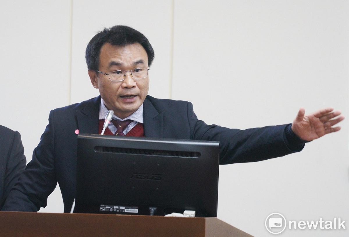 農委會主委陳吉仲在立院經濟委員會備詢。 圖：張良一/攝
