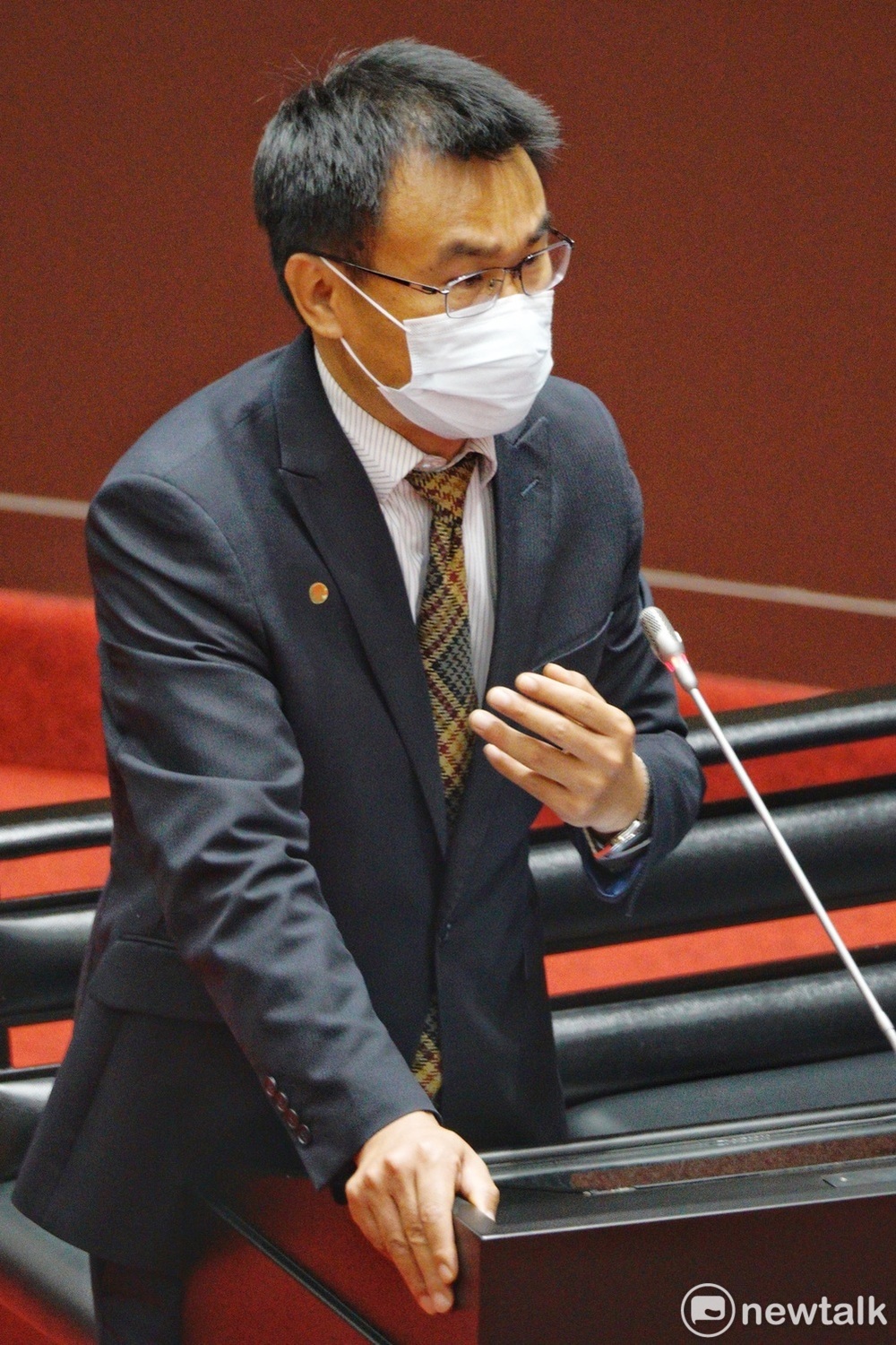 農委會主委陳吉仲在立院院會備詢。 圖：張良一/攝