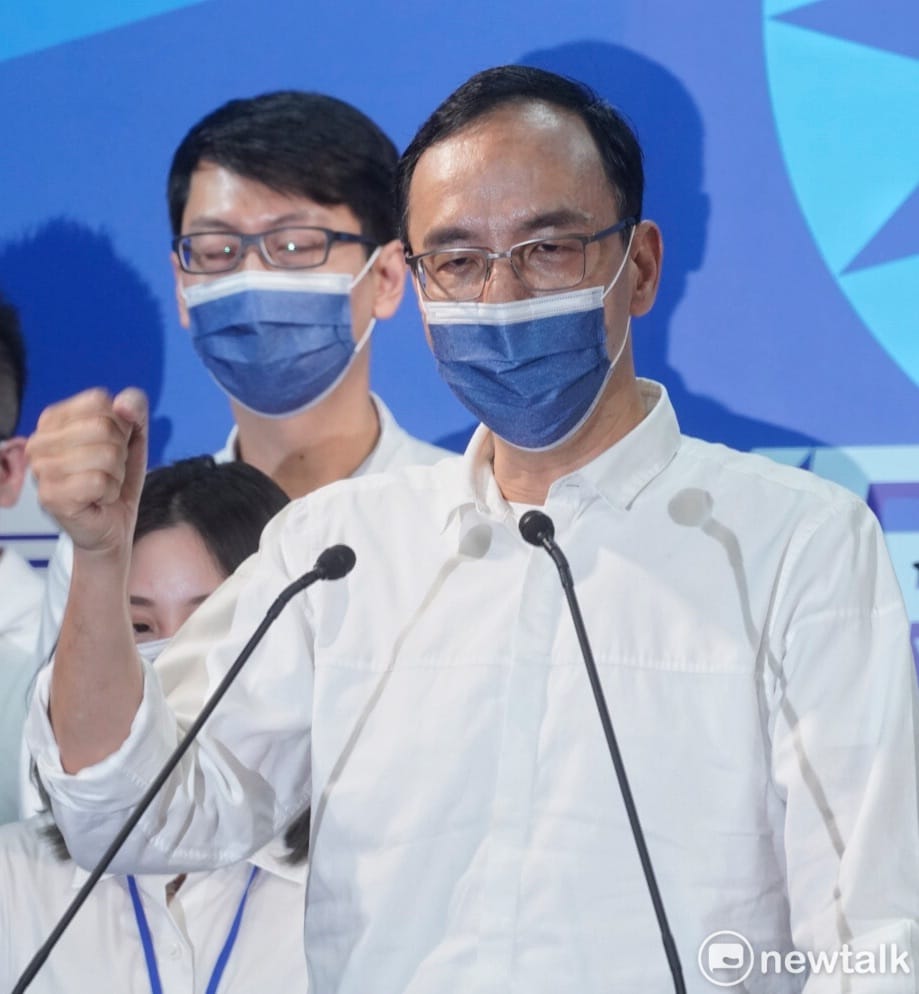 前國民黨主席朱立倫到國民黨中央登記參選國民黨主席。 圖：張良一/攝