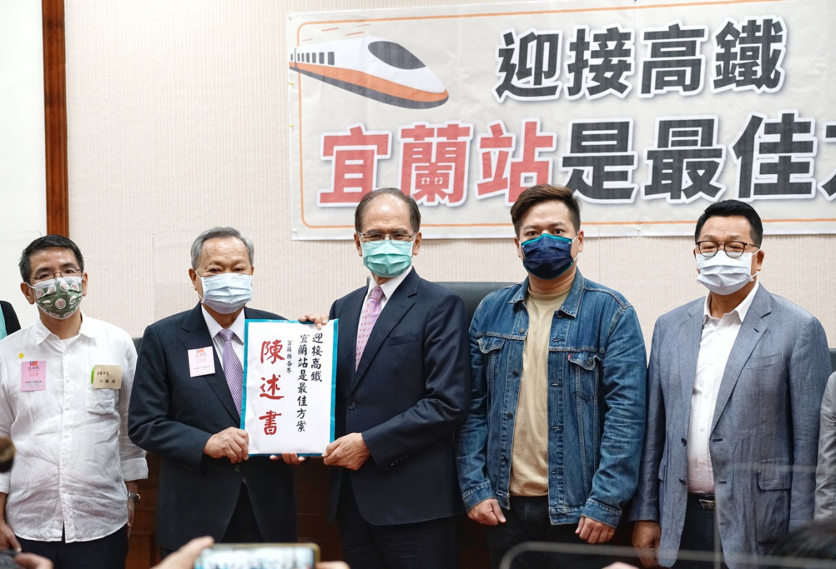 立法院長游錫堃出席高鐵延伸宜蘭設站選址跨黨派記者會。 圖：張良一/攝