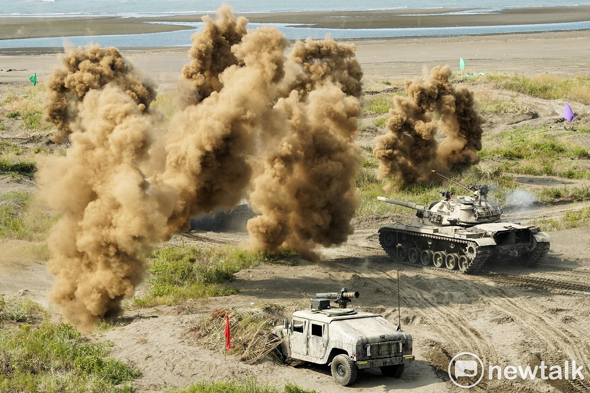 國軍主力戰車M60A3。圖為漢光37號演習，M60A3在淡水河口進行「灘岸守備」。 圖：張良一/攝（資料照片）