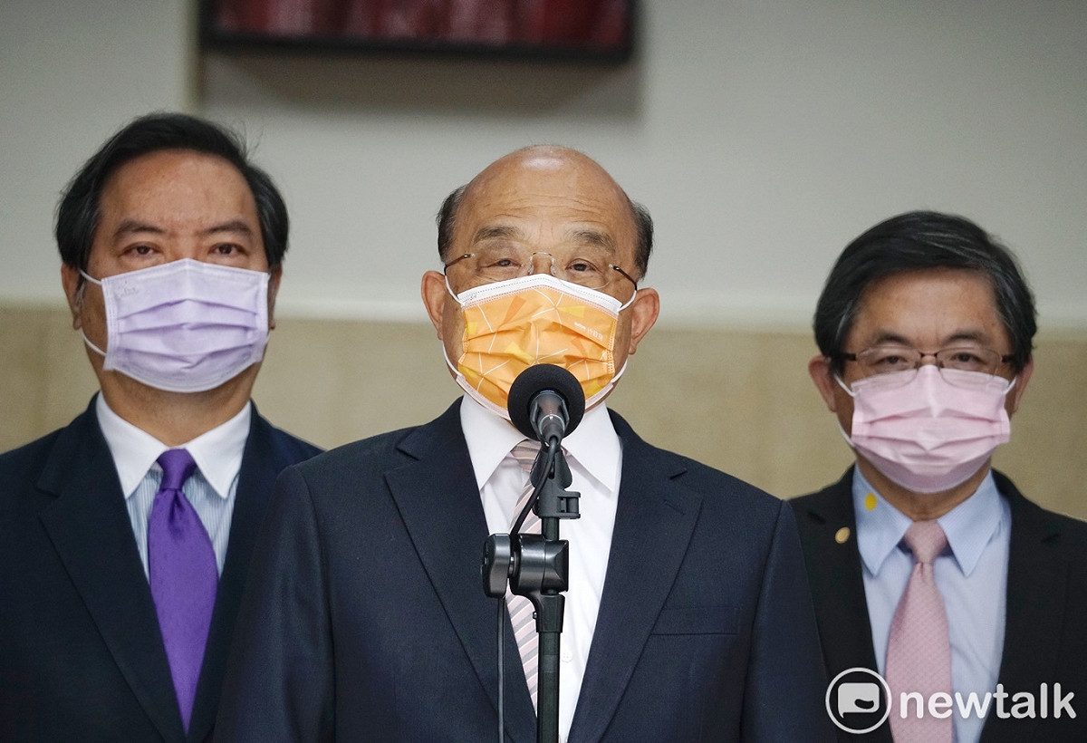 行政院長蘇貞昌到立法院院會報告並備質詢前受訪。 圖：張良一/攝