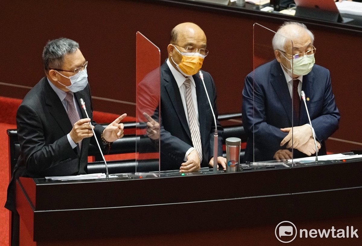 行政院長蘇貞昌、主計長朱澤民和財政部長蘇建榮在立院院會備詢。 圖：張良一/攝