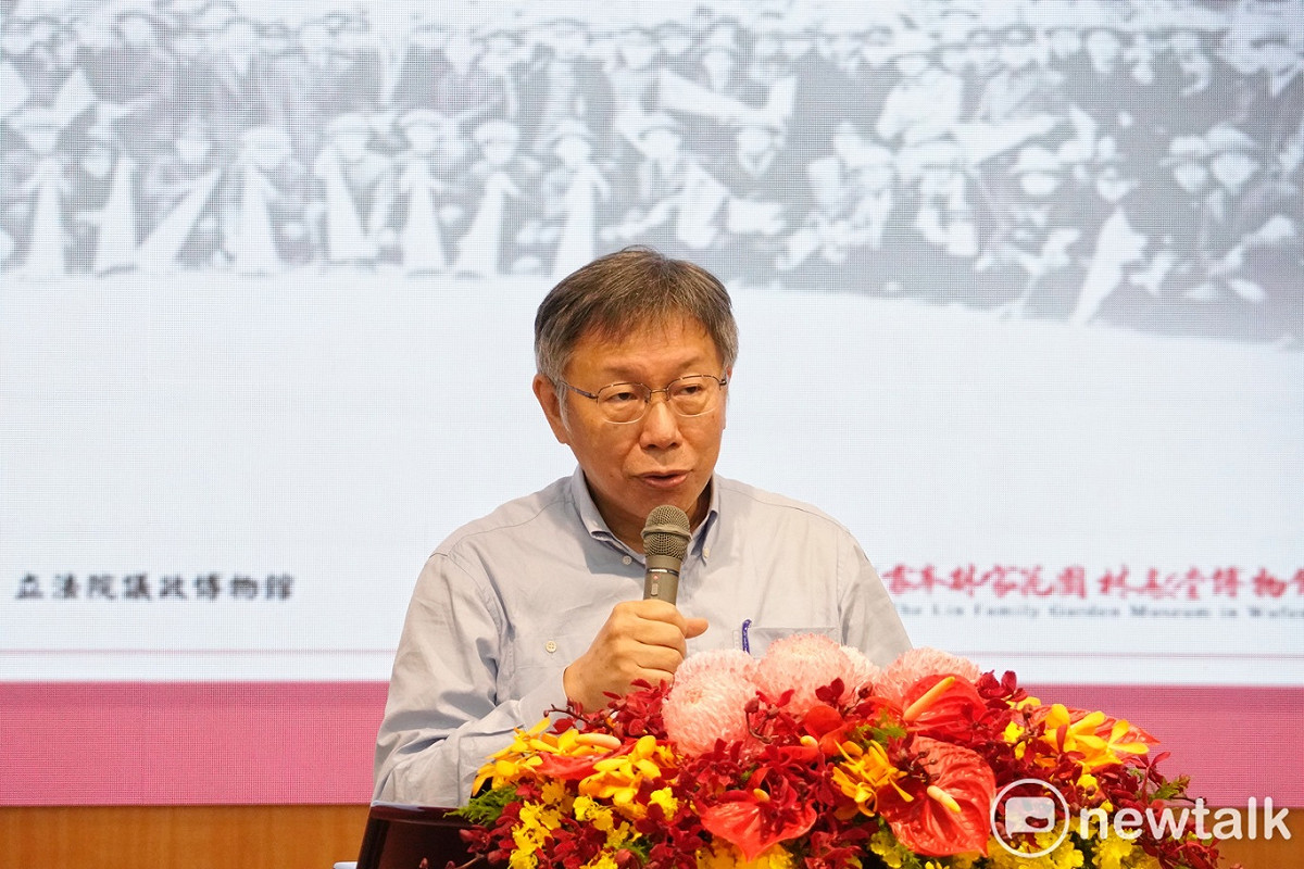 台北市長柯文哲在台灣議會設置請願運動百年菁華展開幕式致詞。 圖：張良一 / 攝