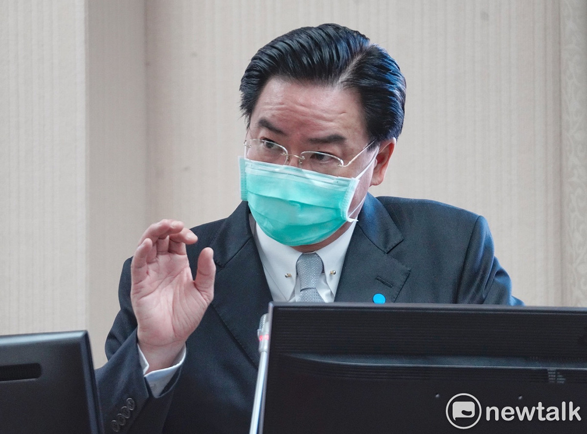 外交部長吳釗燮在立院外交及國防委員會備詢。 圖：張良一/攝