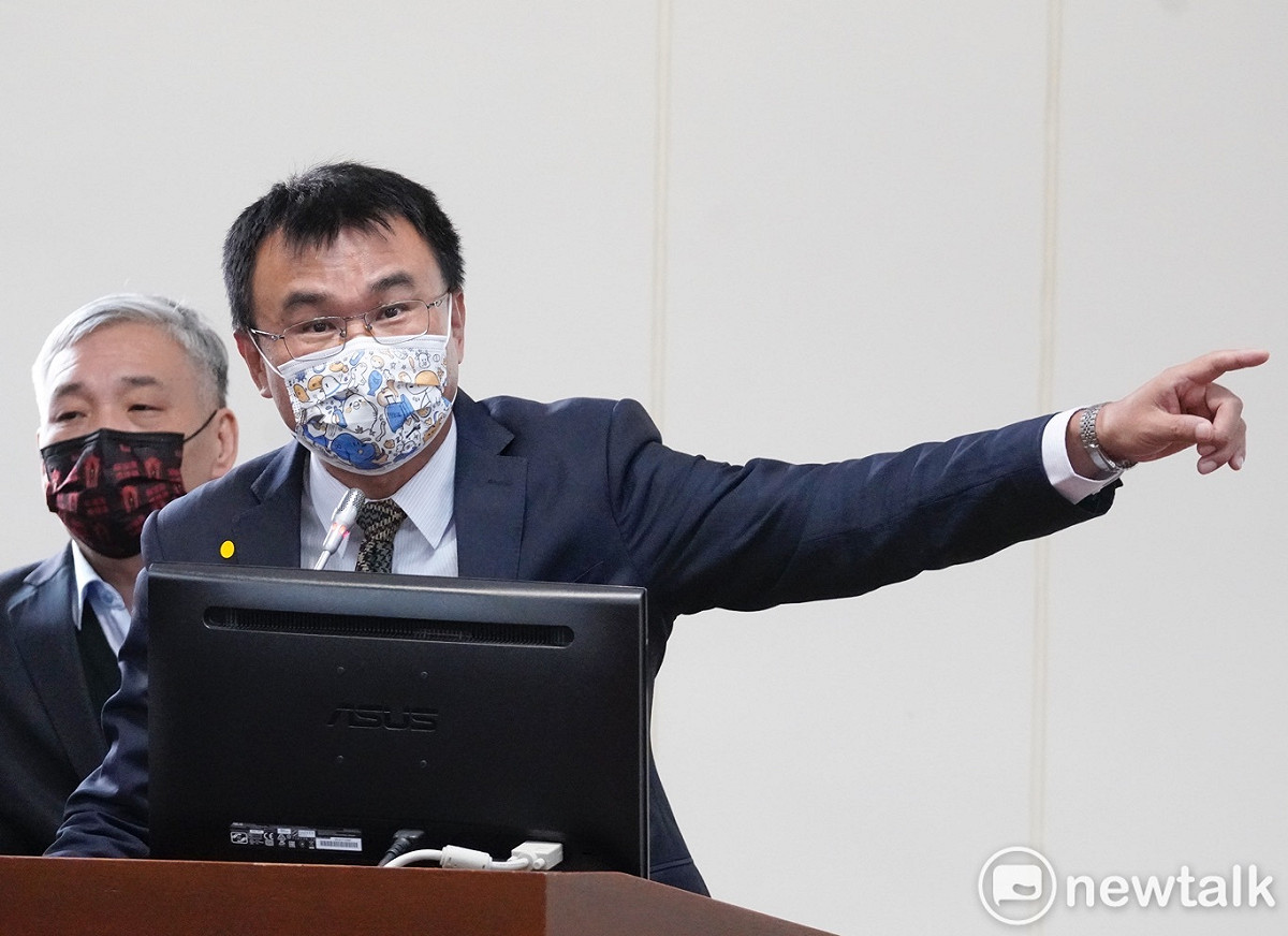 農委會主委陳吉仲在立院經濟委員會備詢。 圖：張良一/攝