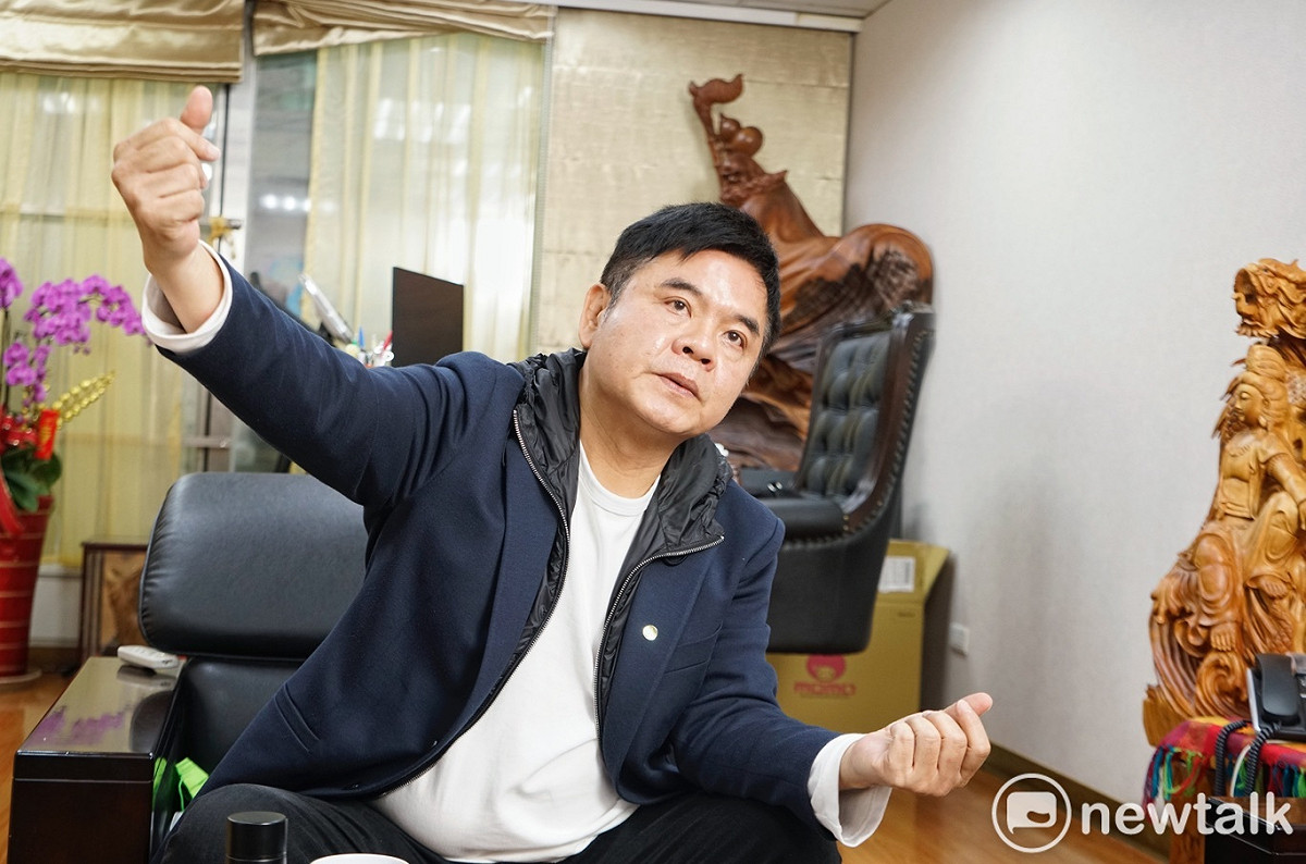 莊瑞雄掛保證，「陳其邁百分之一萬支持我」。 圖：張良一/攝