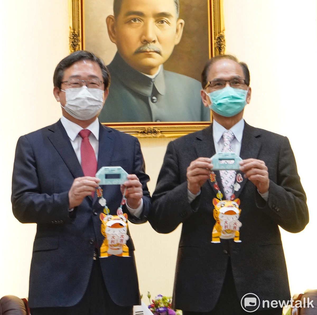 立法院長游錫堃接見駐台北韓國代表部代表鄭炳元。 圖：張良一/攝