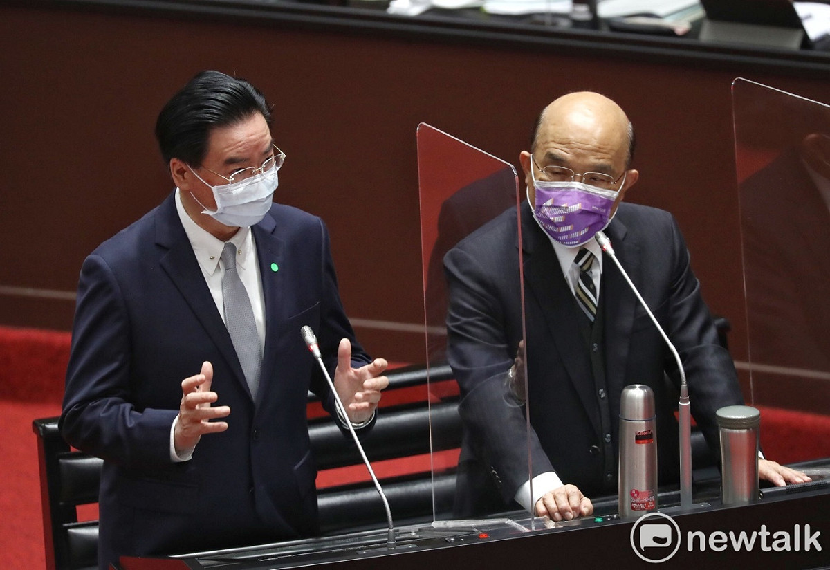 行政院長蘇貞昌、外交部長吳釗燮在立院院會備詢。 圖：張良一/攝