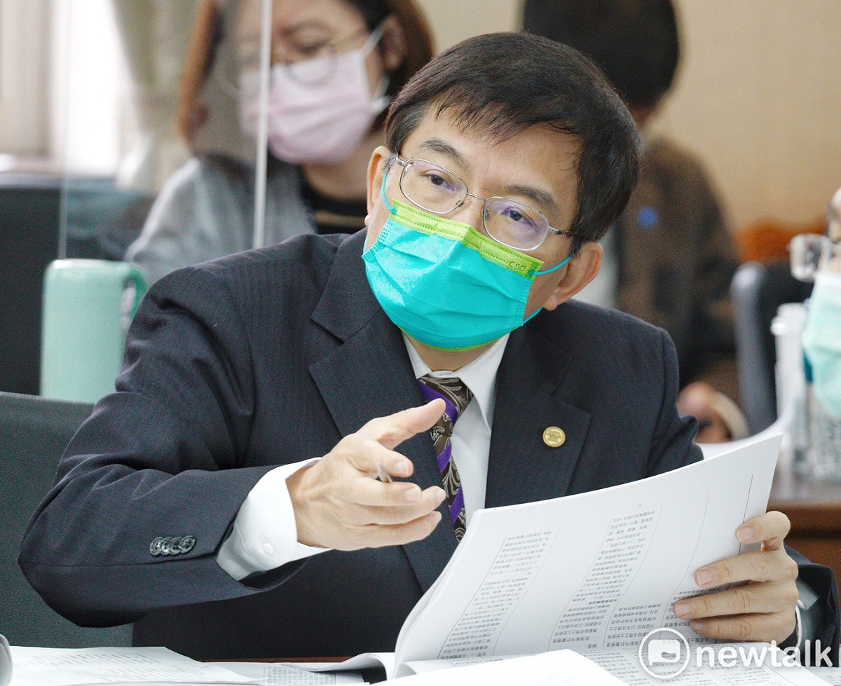 王國材今(28)日公布，今年1月酒駕事故死亡25人，較去年同期減少2人，為歷年來一月份最低。 圖：張良一/攝