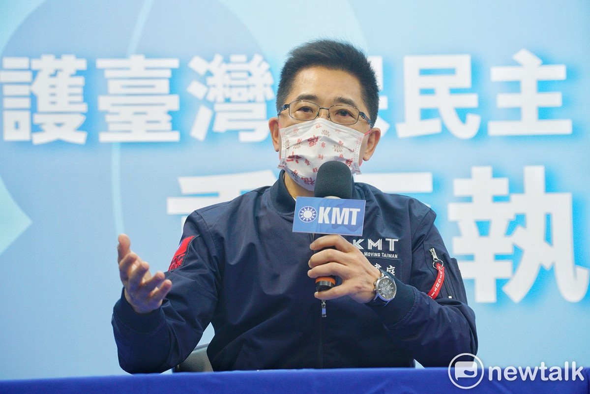 國民黨秘書長黃建庭今（6）天下午召開記者會，說明羅智強的爭議。 圖：張良一/攝